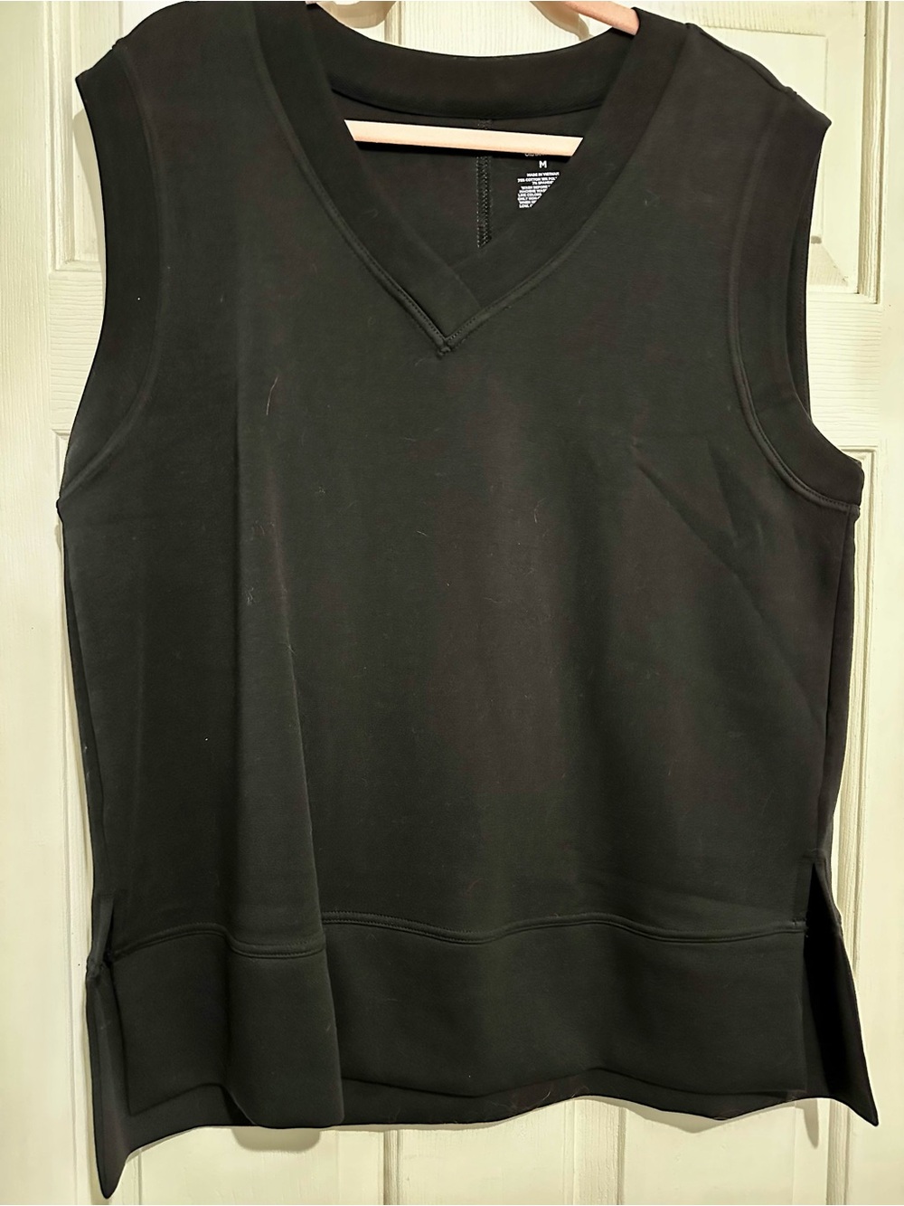 Tek Gear Black V-Neck Sleeveless Top